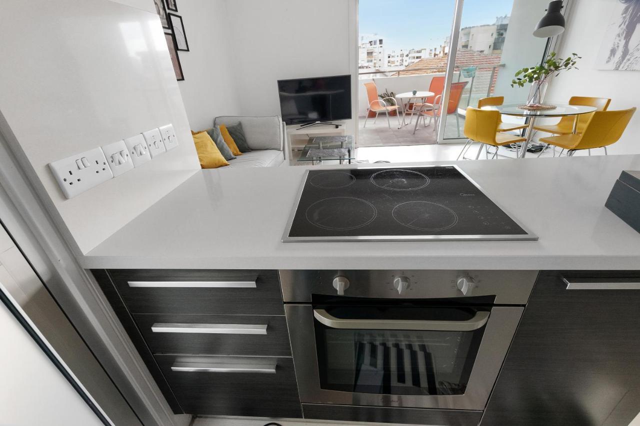 Glabur Stays - The Fabulous 2 Bdr - Nicosia City, Free Parking & Wifi, Welcomes You!!! Nicósia Exterior foto